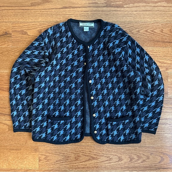 vintage houndstooth cardigan with gold buttons - Picture 1 of 4